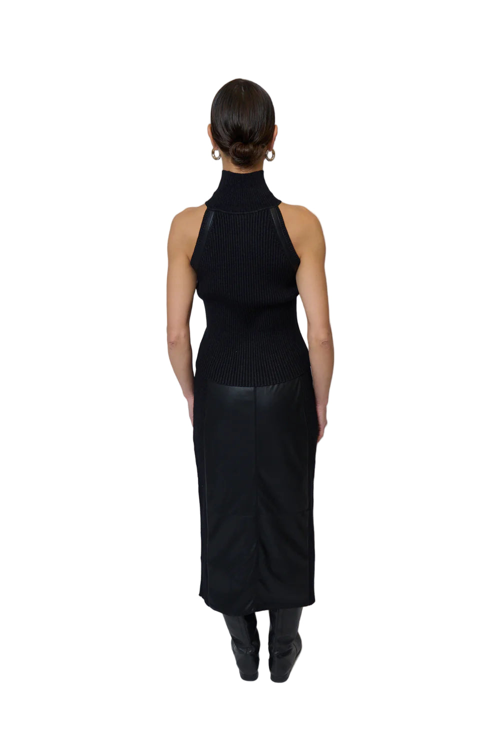 Milan Sleeveless T-Neck Top - Black Comb