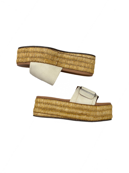 Wanika Platform - Sand