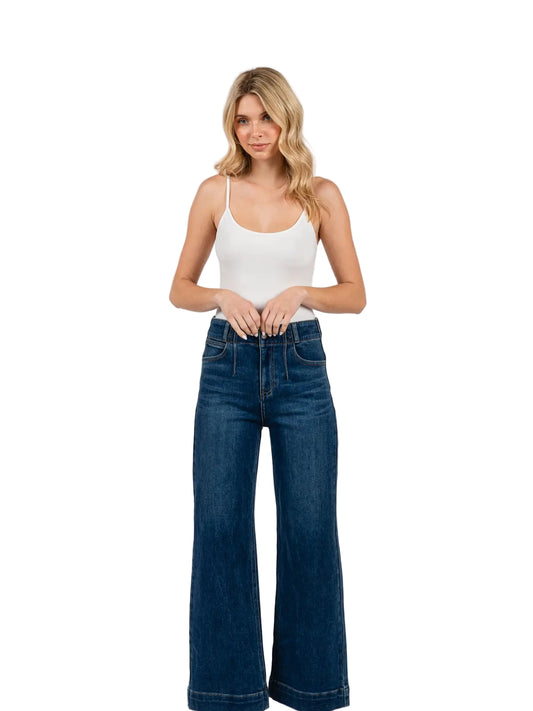 Wide Leg Dart Jeans